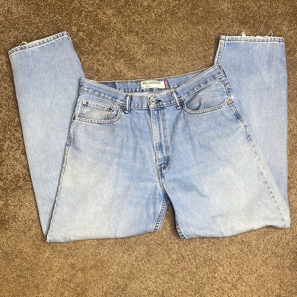 Levi’s Relaxed For 550 distressed Men’s Jeans